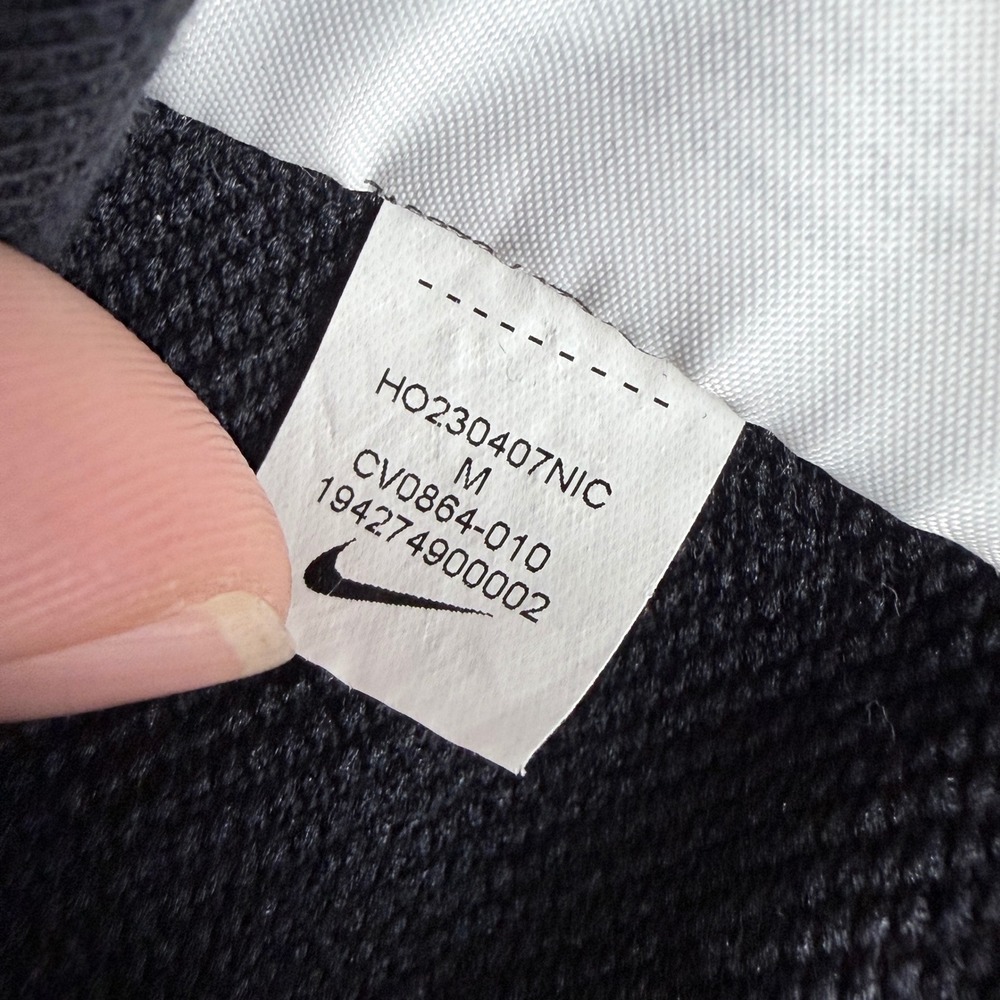Nike Standard Issue Dri-FIT Hoodie‎ Mens Medium Black Zippered Utility Pocket - Picture 10 of 11